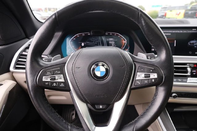 Used 2022 BMW X5 xDrive40i AWD/4WD image 15