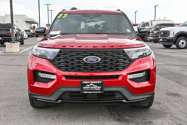 Certified 2023 Ford Explorer ST-Line w/ Class IV Trailer Tow Package RWD image 2