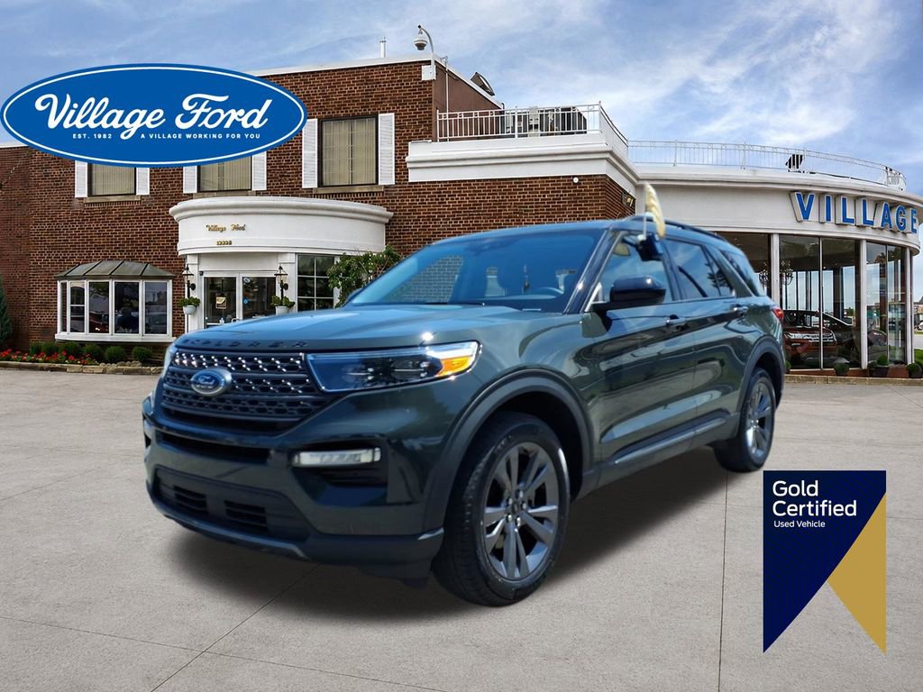 Certified 2024 Ford Explorer XLT w/ Equipment Group 202A