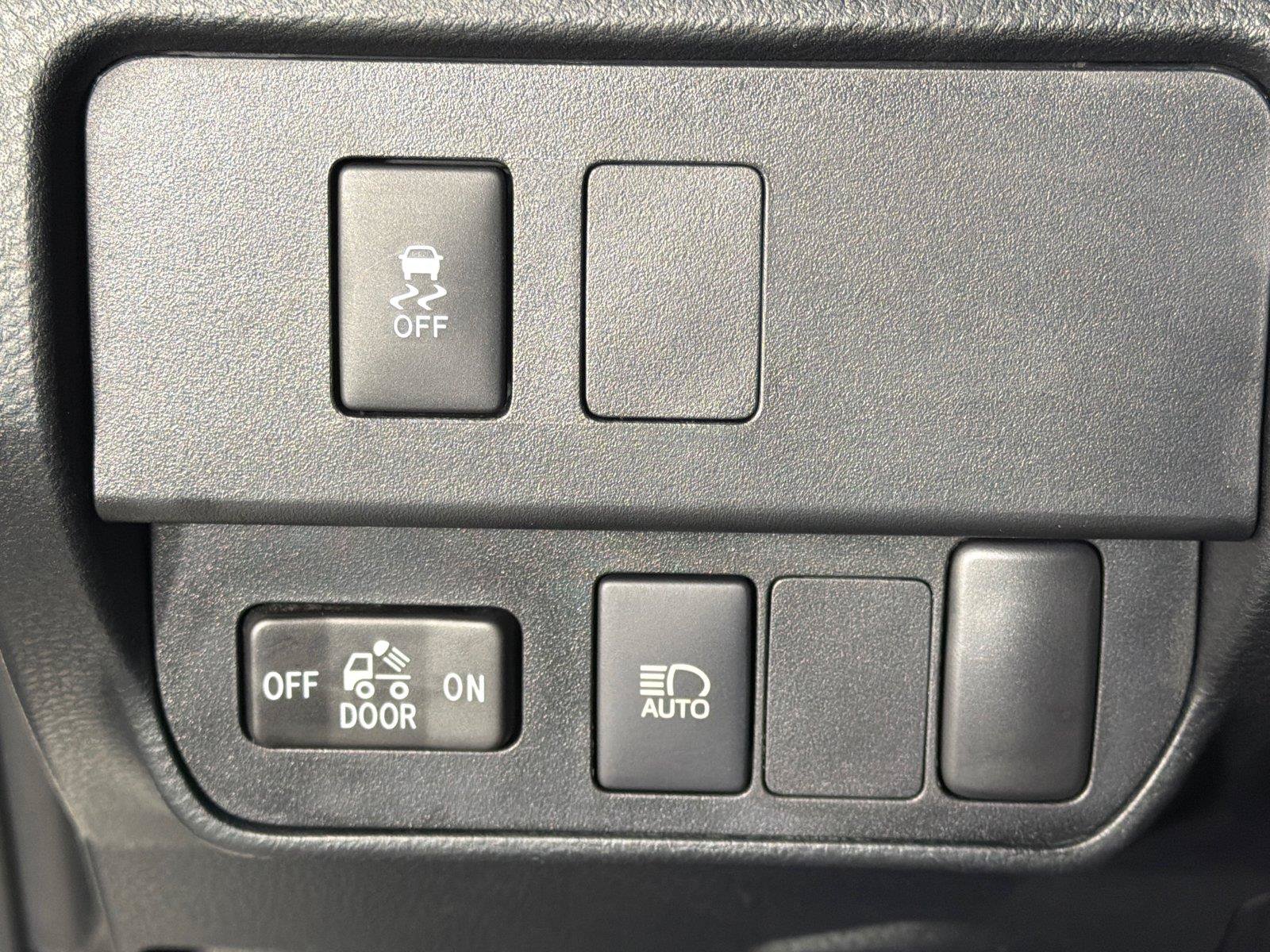 Used 2023 Toyota Tacoma SR5 RWD image 29