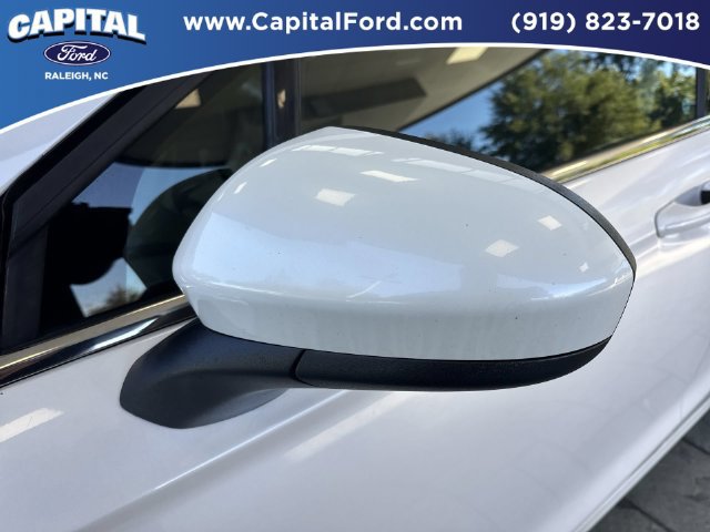 Certified 2018 Ford Fusion SE w/ Fusion SE Technology Package FWD image 12