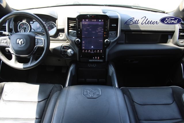 Used 2025 RAM 1500 Laramie AWD/4WD image 16