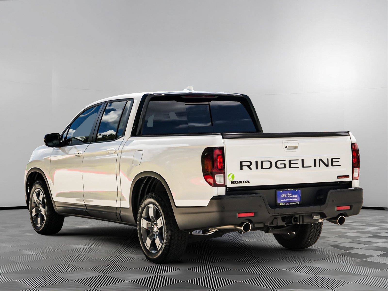 Used 2025 Honda Ridgeline TrailSport image 5