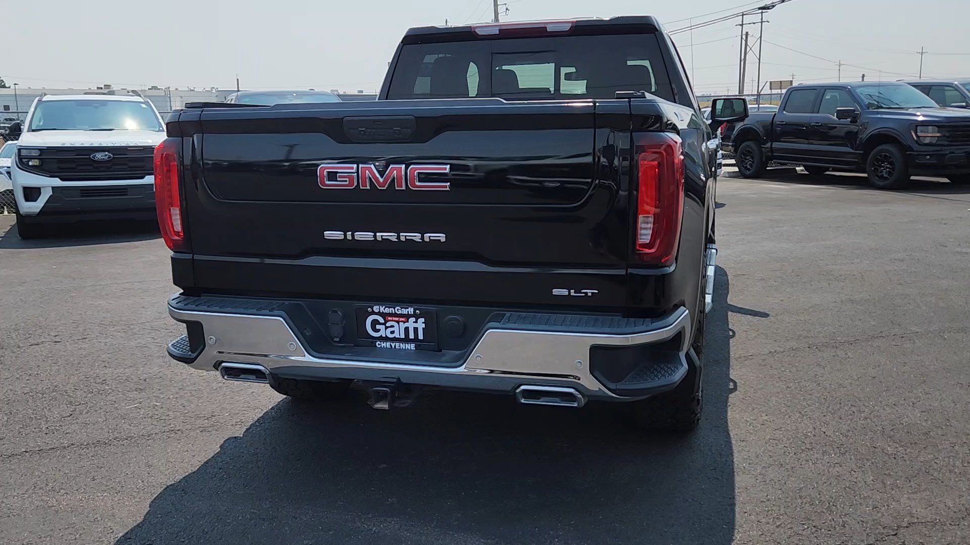 Used 2021 GMC Sierra 1500 SLT w/ SLT Premium Plus Package AWD/4WD image 3