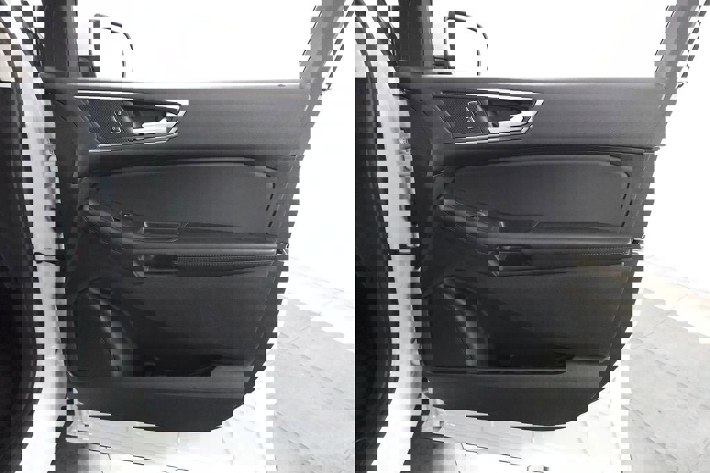 Certified 2023 Ford Edge SEL image 29