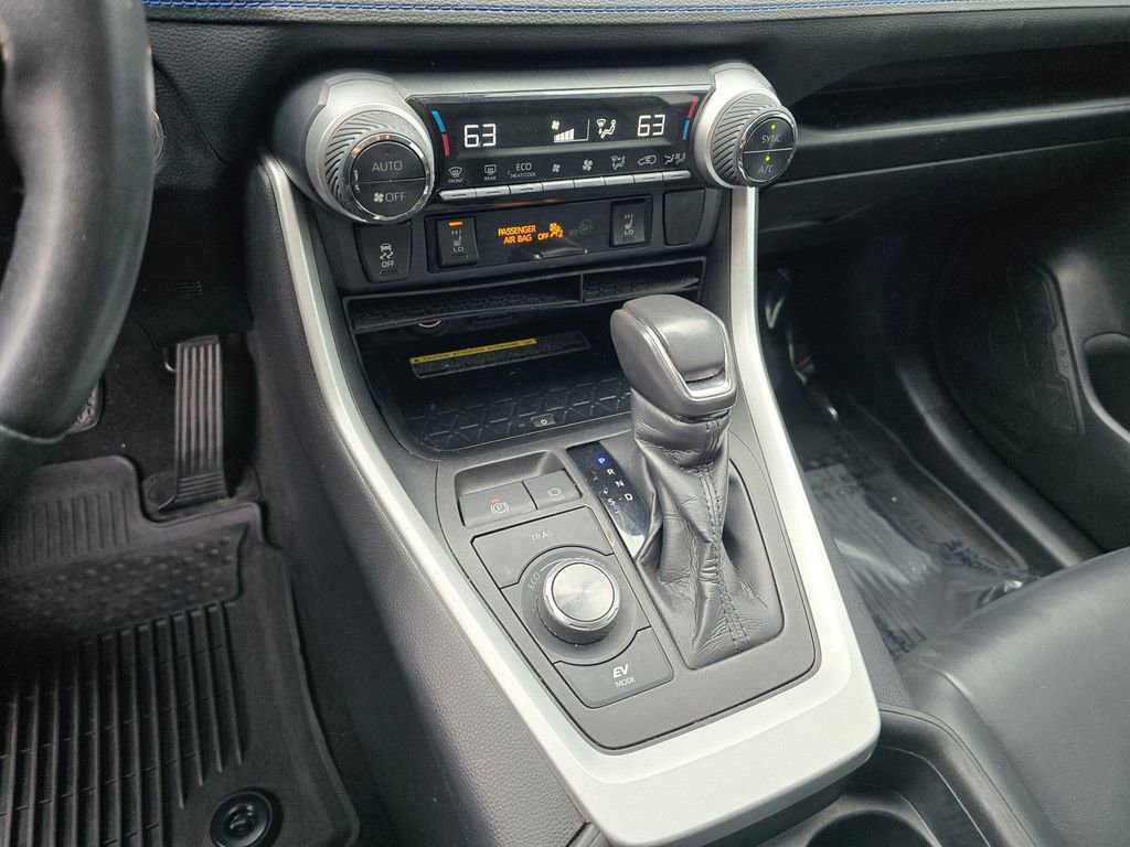 Used 2021 Toyota RAV4 XSE image 23