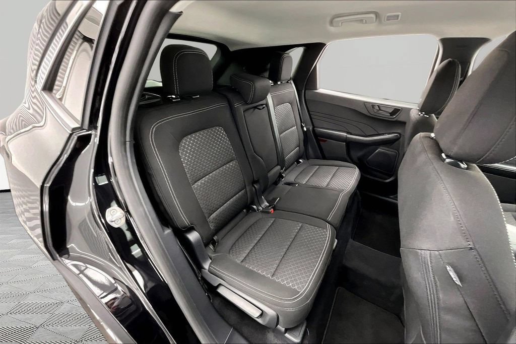 Certified 2024 Ford Escape Active AWD/4WD image 27