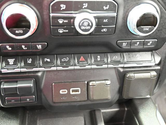 Used 2020 GMC Sierra 3500 Denali w/ Denali Ultimate Package image 22