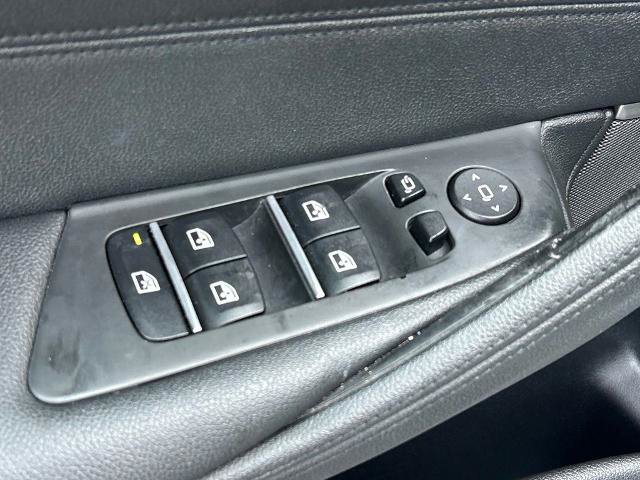 Used 2019 BMW 530i w/ Convenience Package RWD image 19
