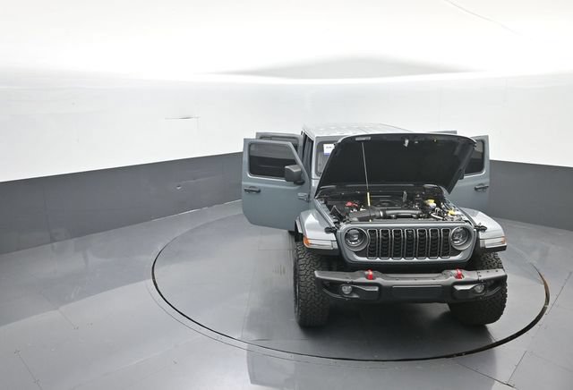 Used 2025 Jeep Wrangler Unlimited Rubicon AWD/4WD image 42