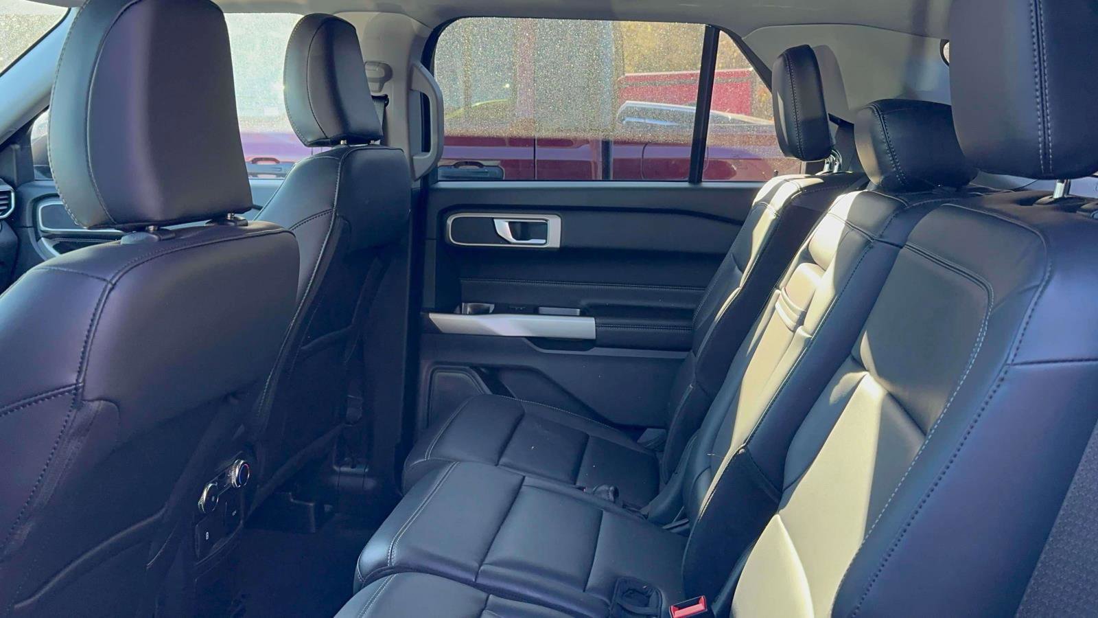 Certified 2022 Ford Explorer XLT w/ Equipment Group 202A image 12