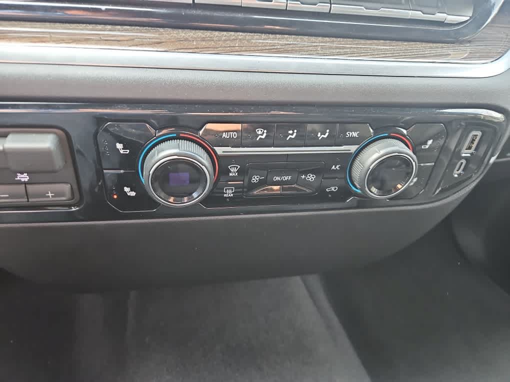 Used 2026 Chevrolet Silverado 1500 LT AWD/4WD image 17