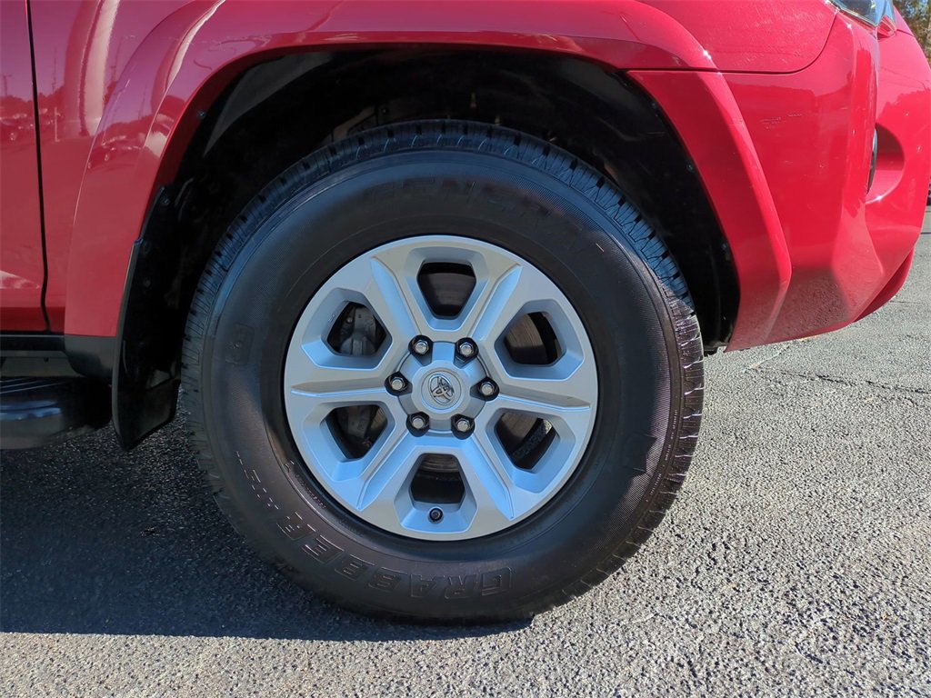 Used 2019 Toyota 4Runner SR5 Premium image 11