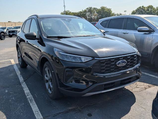 Certified 2025 Ford Escape ST-Line FWD image 5