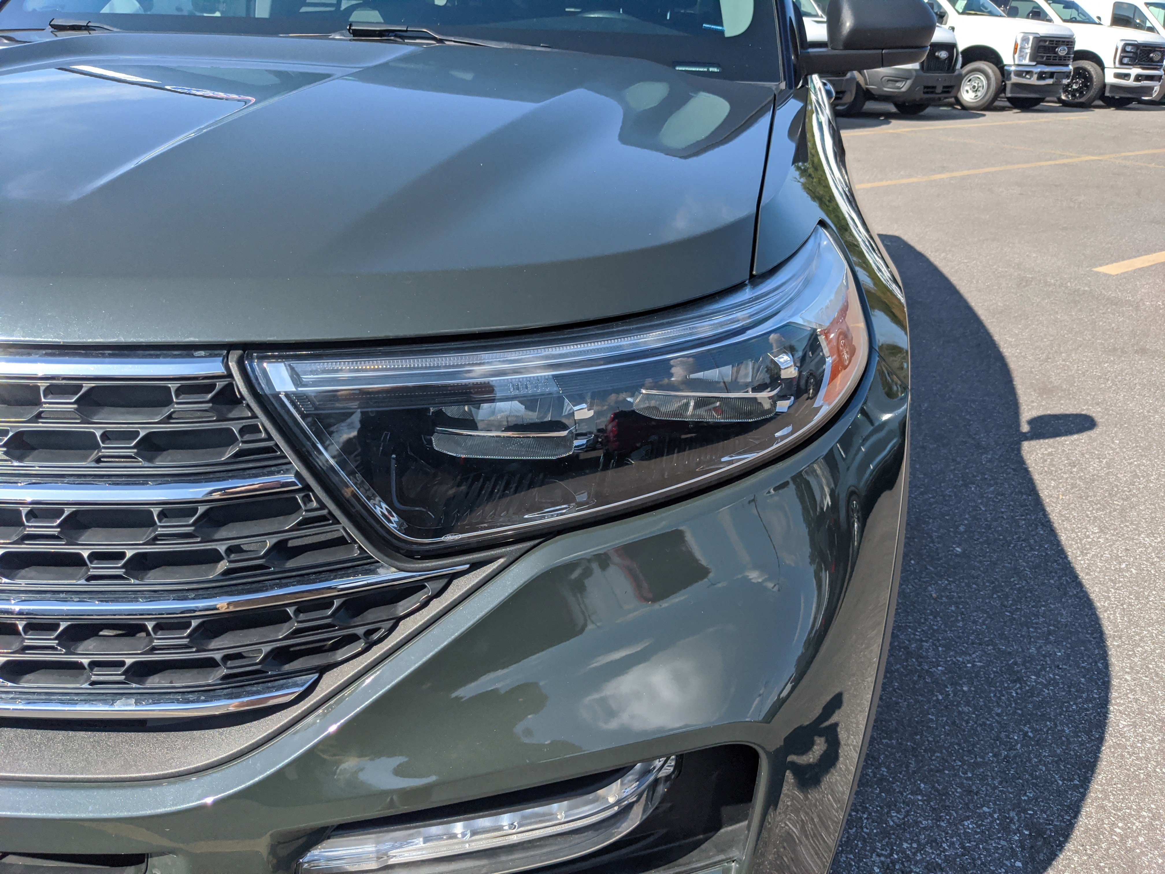 Certified 2022 Ford Explorer XLT w/ Equipment Group 202A image 10