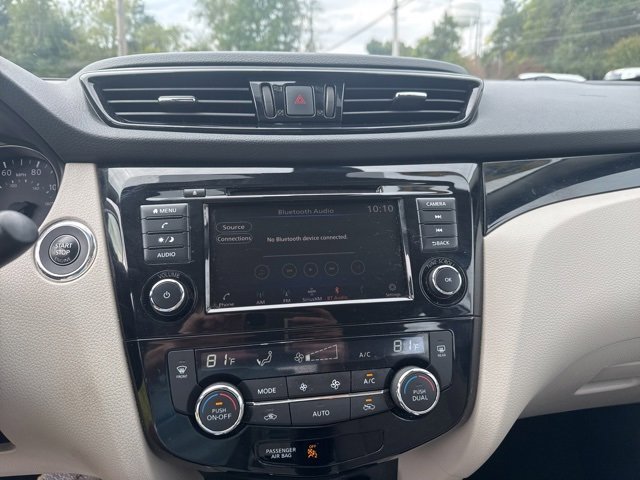 Used 2022 Nissan Rogue Sport SV image 27