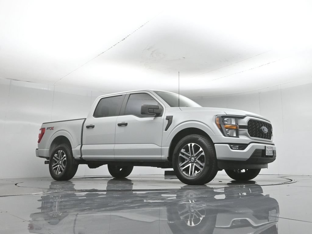 Certified 2023 Ford F150 XL w/ STX Appearance Package RWD image 4