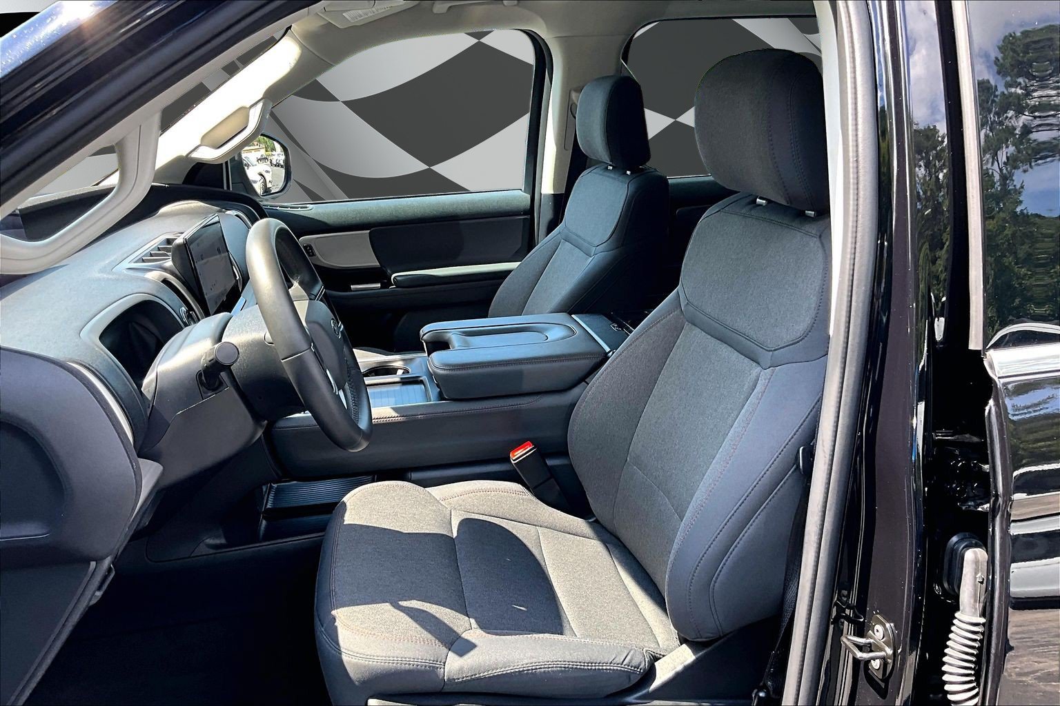 Certified 2025 Ford Expedition Active RWD image 25