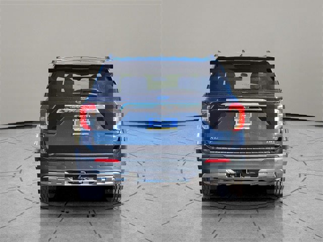 Certified 2022 Ford Explorer XLT w/ Equipment Group 202A image 11