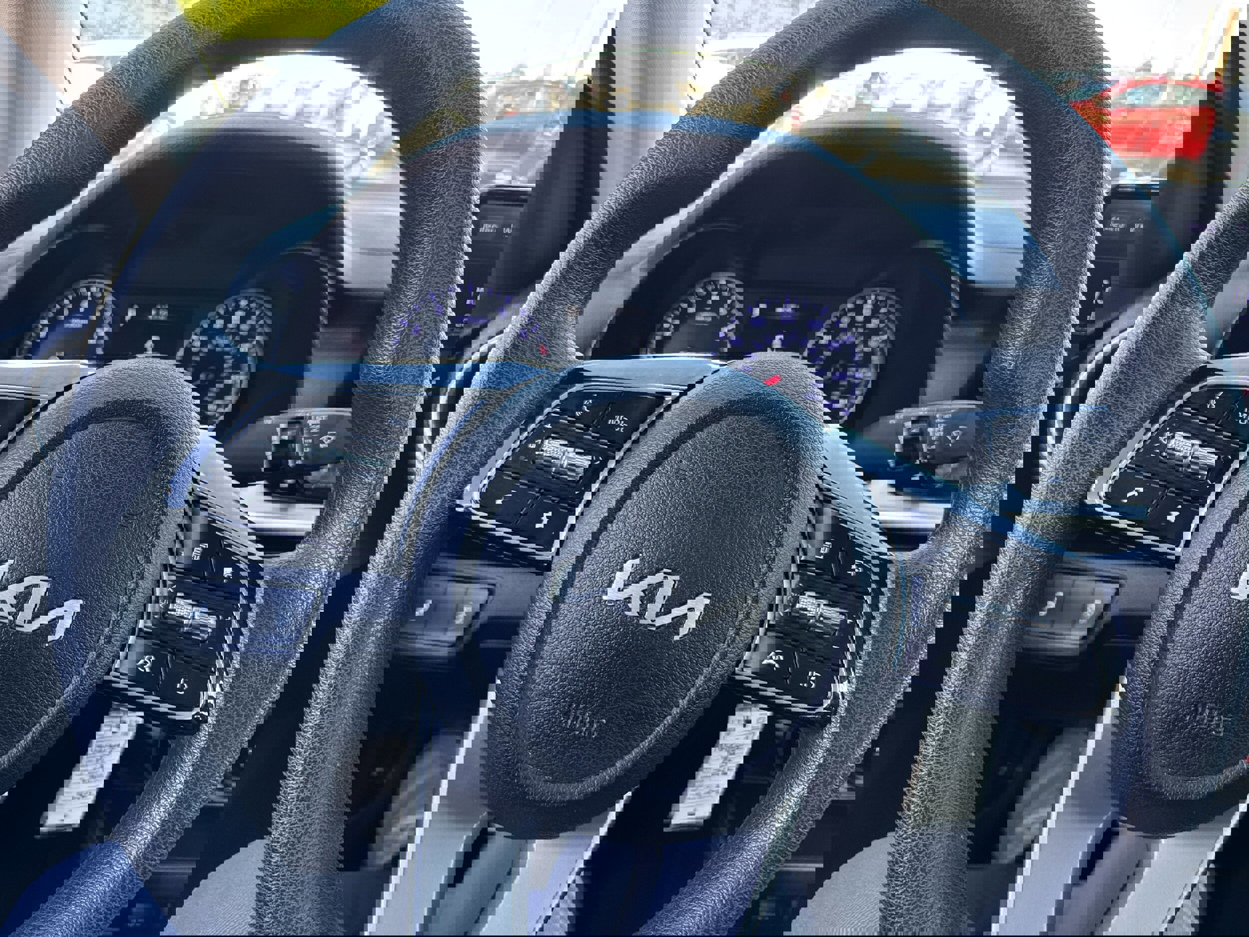 Used 2022 Kia Forte LXS w/ LXS Technology Package image 12