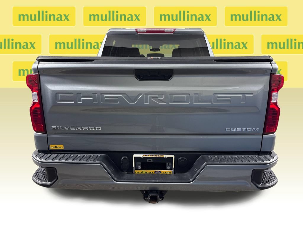 Used 2023 Chevrolet Silverado 1500 Custom RWD image 8