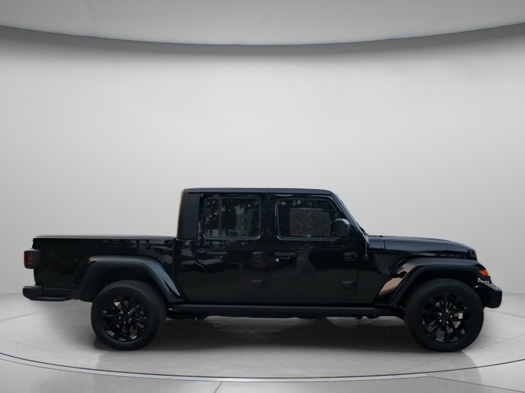Used 2021 Jeep Gladiator Sport AWD/4WD image 33