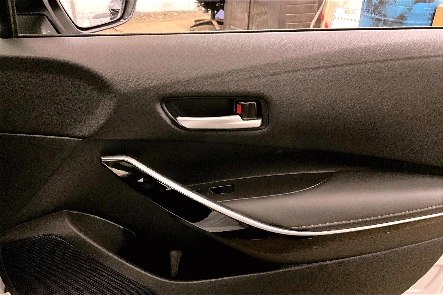 Used 2022 Toyota Corolla XSE image 23