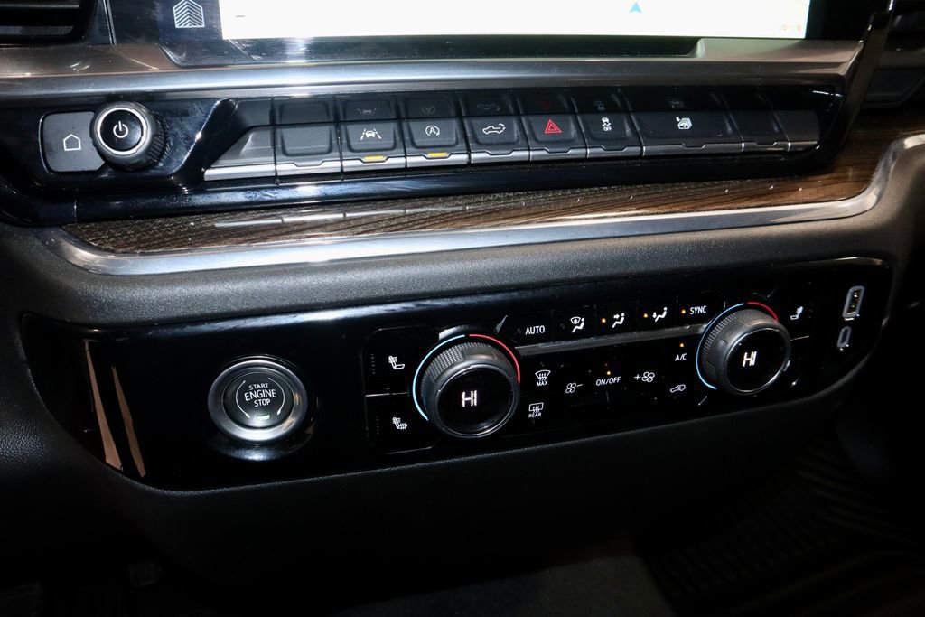 Used 2024 Chevrolet Silverado 1500 LT image 34