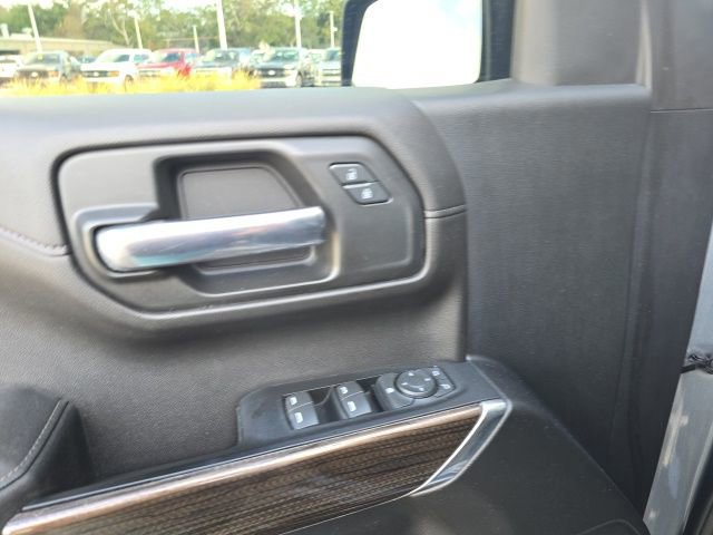 Used 2019 Chevrolet Silverado 1500 LT Trail Boss image 11