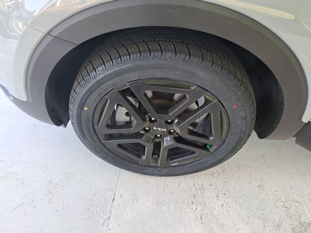 Used 2023 Kia Telluride EX X-Line image 28