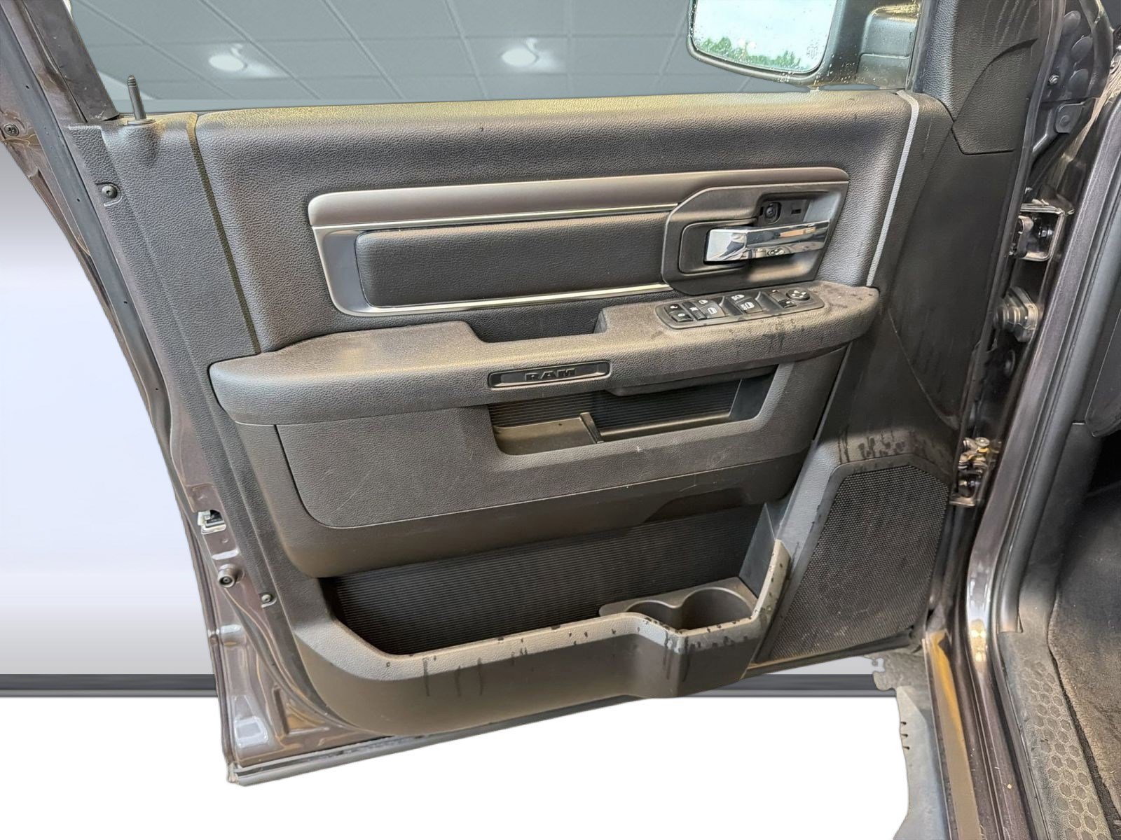 Used 2021 RAM 1500 Classic Warlock w/ Electronics Group AWD/4WD image 17