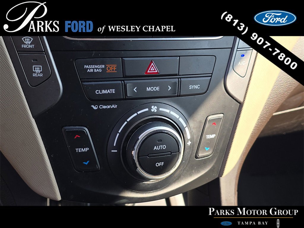 Used 2017 Hyundai Santa Fe Sport image 23