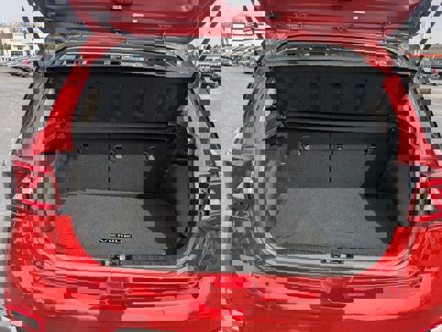 Used 2025 Hyundai Venue Limited image 30