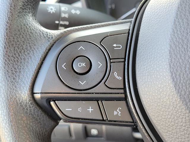 Used 2025 Toyota Corolla LE image 24