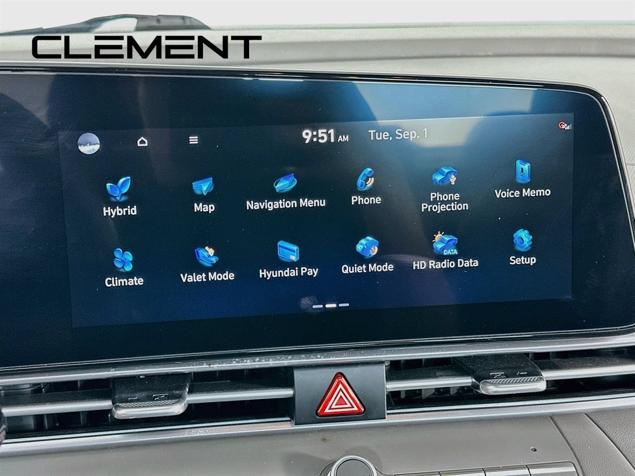 Used 2025 Hyundai Elantra SEL FWD image 19