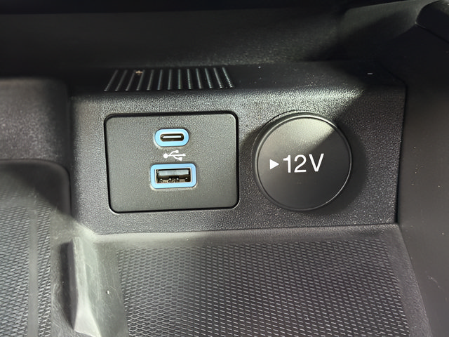 Certified 2023 Ford Escape ST-Line Elite w/ Premium Technology Package AWD/4WD image 18