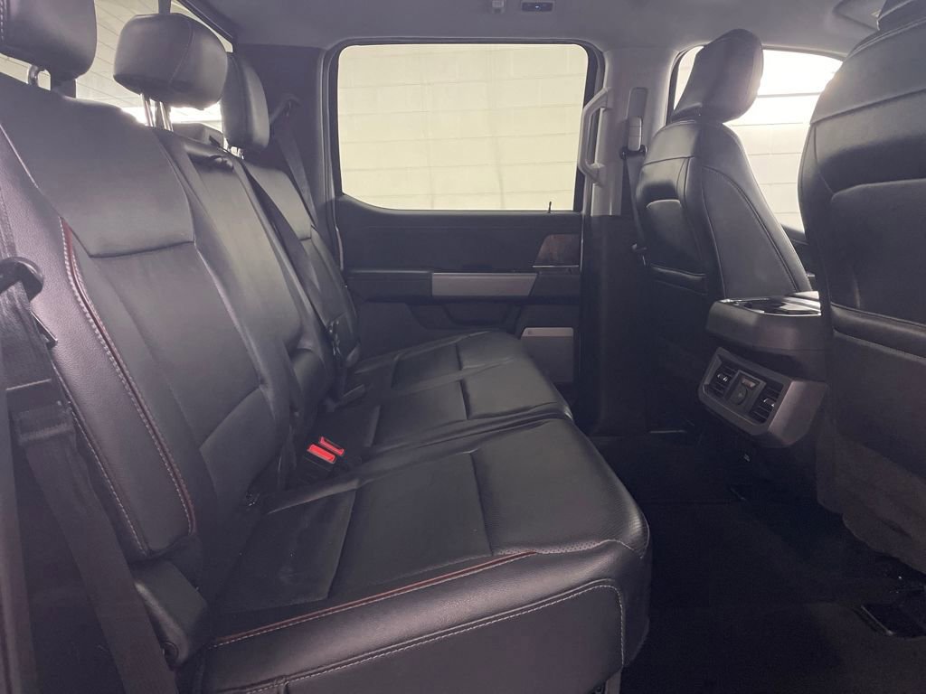 Certified 2024 Ford F250 Lariat w/ Chrome Package image 31