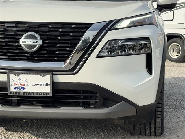 Used 2021 Nissan Rogue SV w/ Premium Package image 8