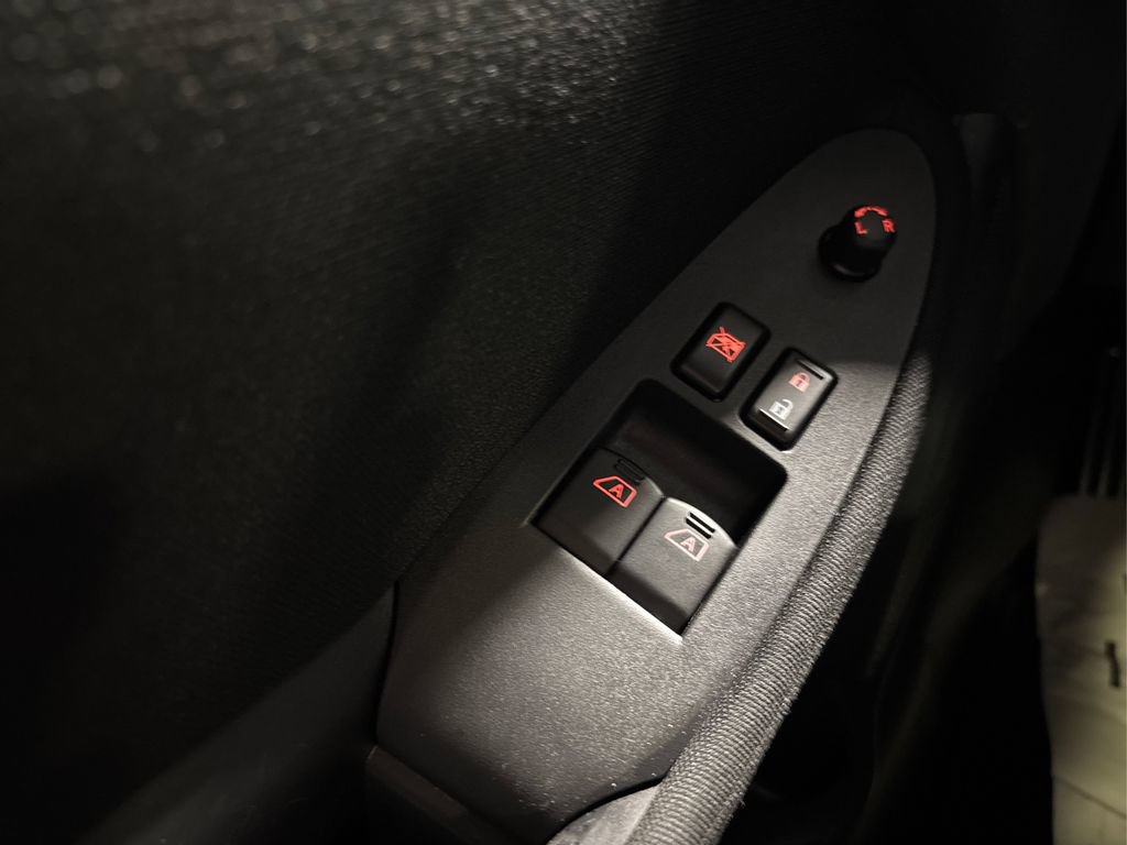 Used 2020 Nissan 370Z Coupe RWD image 30