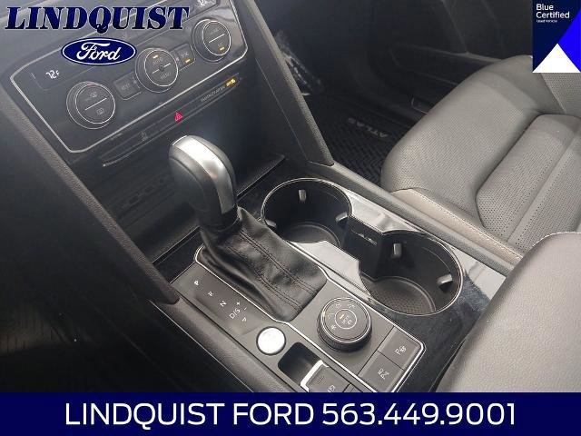 Used 2021 Volkswagen Atlas SEL Premium w/ MDO Package (Bench Seat) AWD/4WD image 15