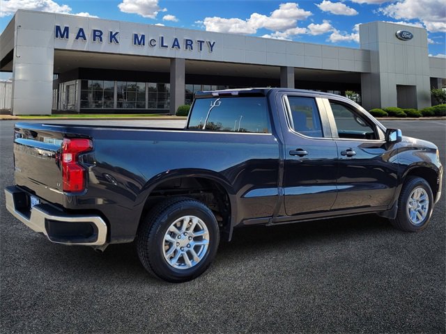 Used 2023 Chevrolet Silverado 1500 LT image 3