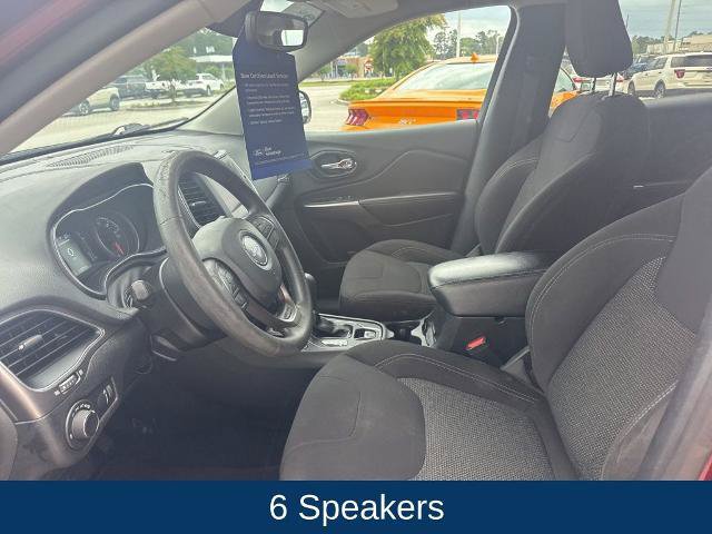 Used 2021 Jeep Cherokee Latitude FWD image 11
