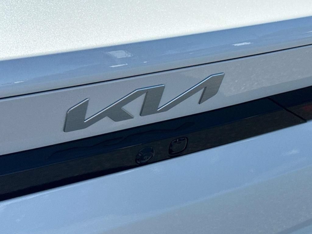 Used 2025 Kia K4 EX FWD image 6