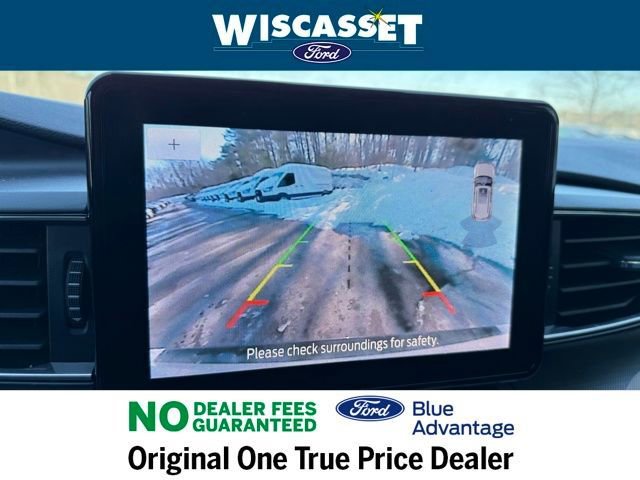 Certified 2022 Ford Explorer XLT w/ Equipment Group 202A image 16