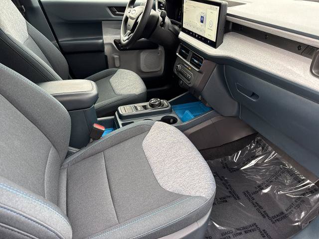 Certified 2025 Ford Maverick XLT FWD image 14