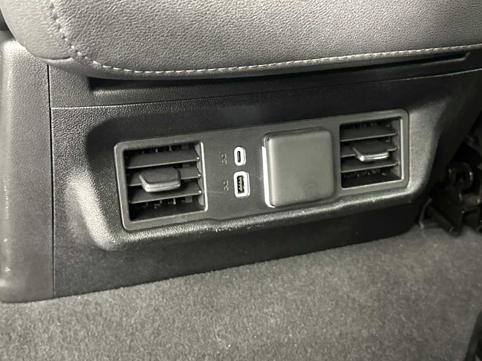 Used 2025 Chevrolet Silverado 1500 LT image 24