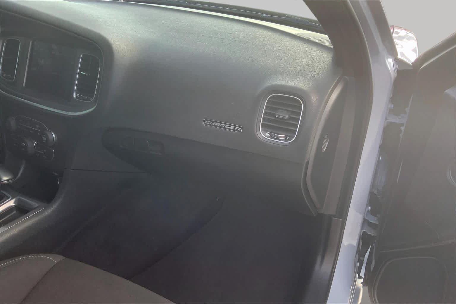 Used 2021 Dodge Charger R/T RWD image 18