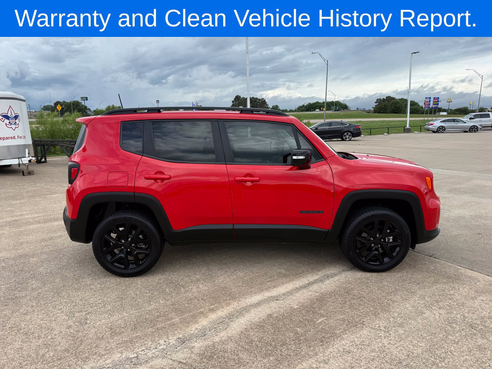 Used 2023 Jeep Renegade Altitude AWD/4WD image 4