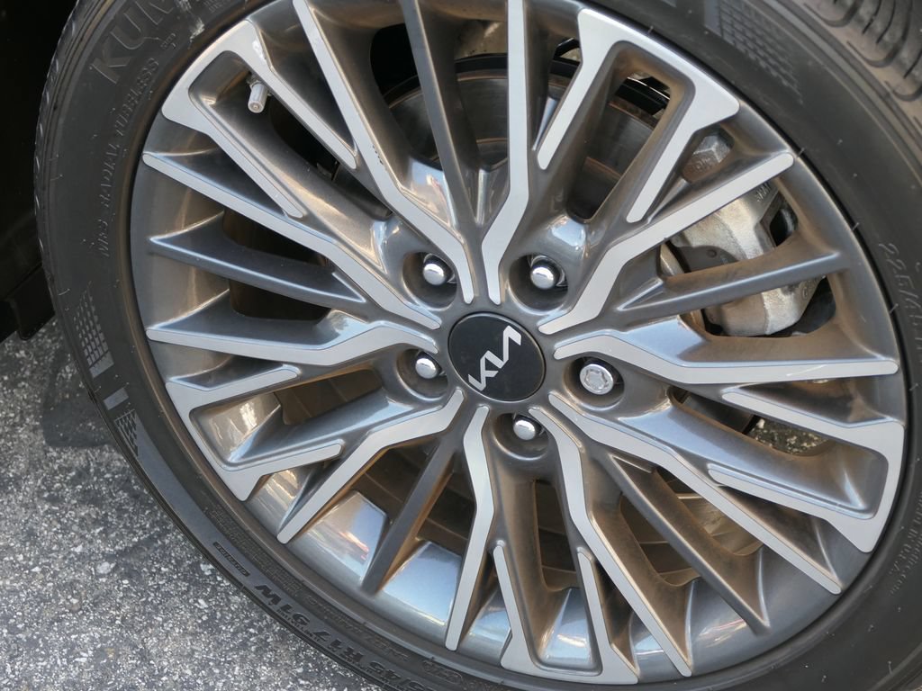 Used 2024 Kia Forte GT-Line w/ GT-Line Premium Package FWD image 12