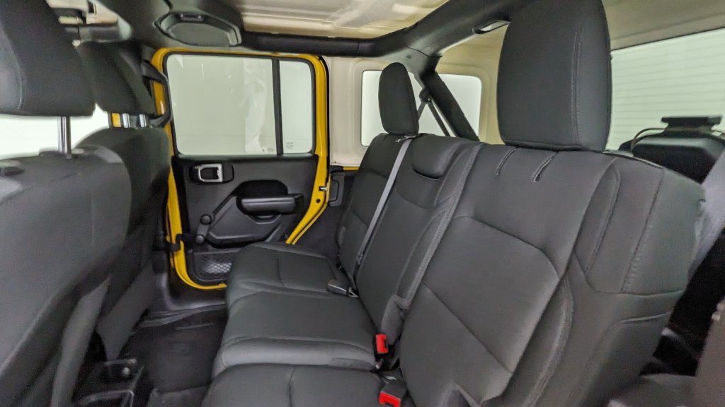 Used 2021 Jeep Wrangler Unlimited Sport AWD/4WD image 28